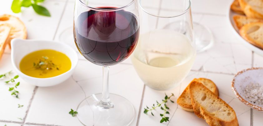 Cata de Vinos Mediterráneo